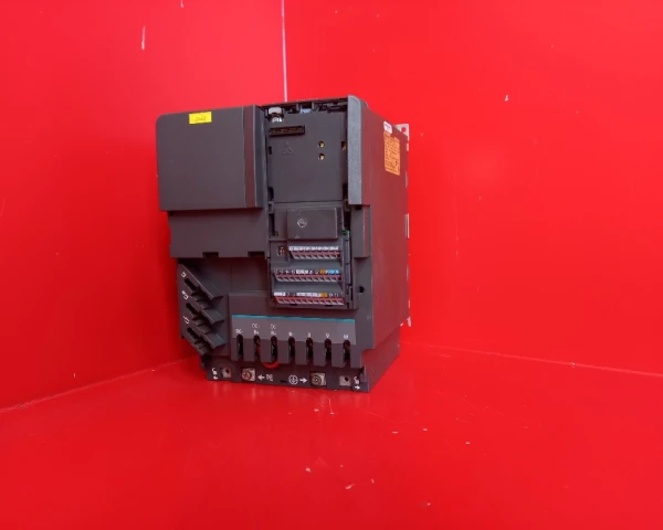 6SE6440-2AD25-5CA0